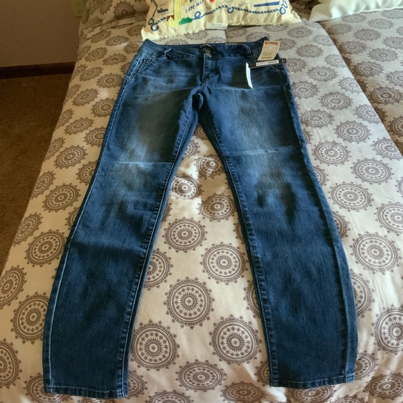 d. jeans Denim - Brand-new jeans size 6 with tags